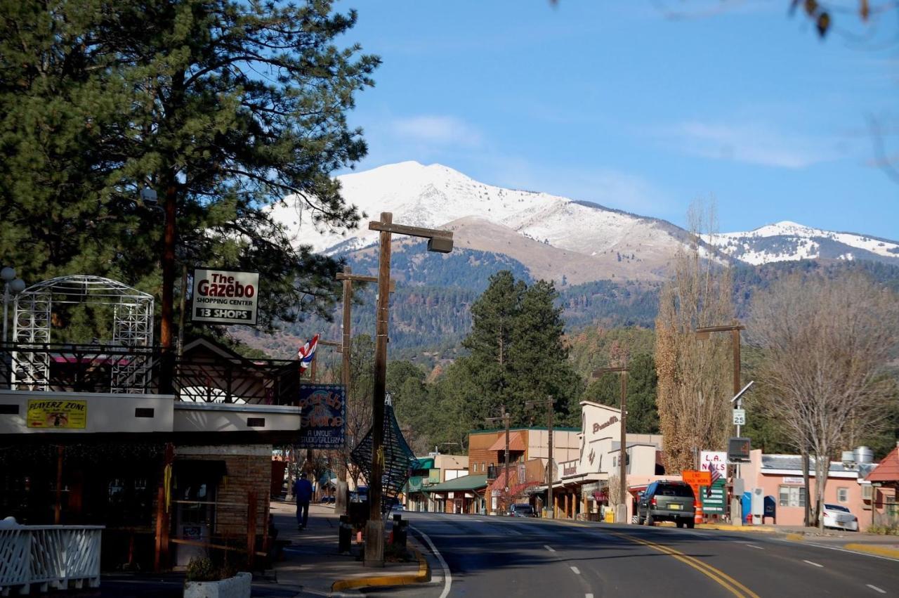 Destiny Cabin, 2 Bedrooms, Fireplace, Midtown, Sleeps 7 Ruidoso Exterior photo